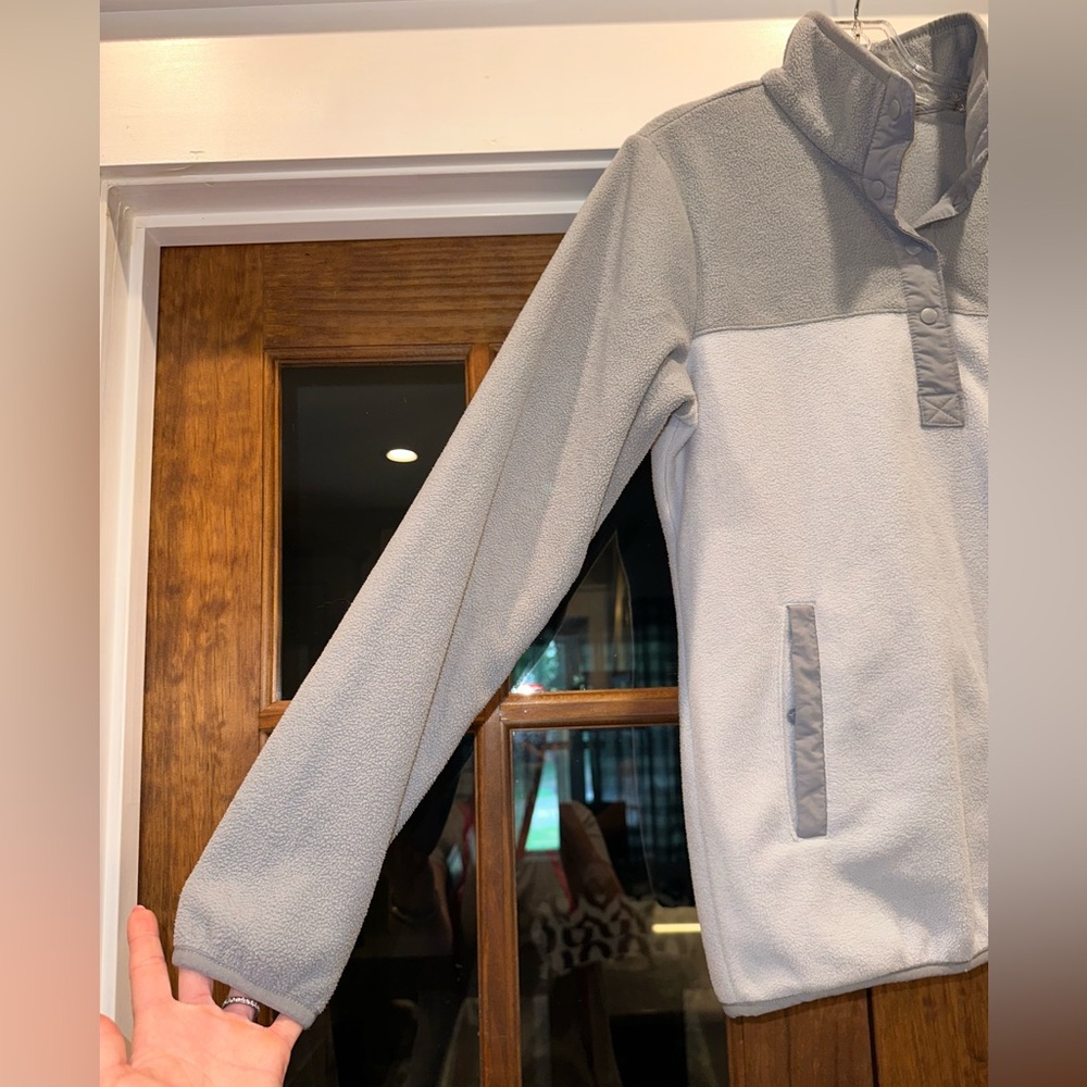 EUC Columbia Size‎ Medium Women's Two-Tone Gray Fleece Pullover - Picture 3 of 10